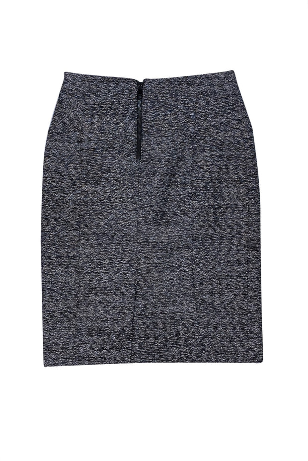 Burberry - Black & White Knit Mini Skirt Sz 6 - Current Boutique