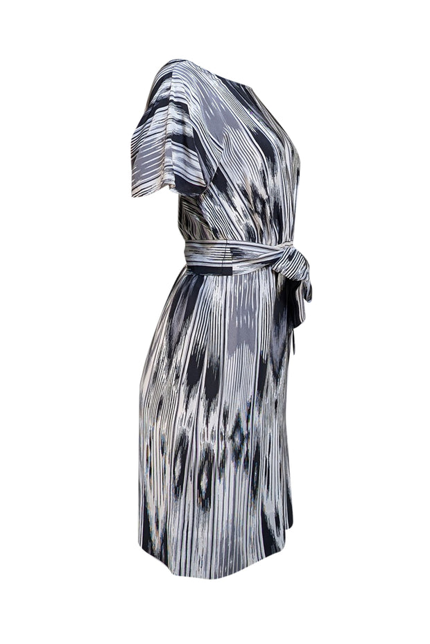 Etcetera - White, Black, & Grey Striped Mini Dress Sz 2 - Current Boutique