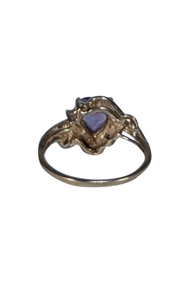 No Label - 10K Gold w/ Purple Heart Stone Ring Sz 6 - Current Boutique
