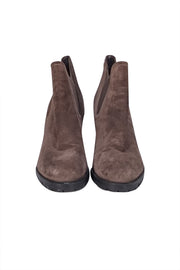 Stuart Weitzman - Brown Suede Short Booties Sz 7.5