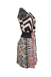 Diane von Furstenberg - Ivory, Black, Pink, & Blue Print Sleeveless Dress Sz 2