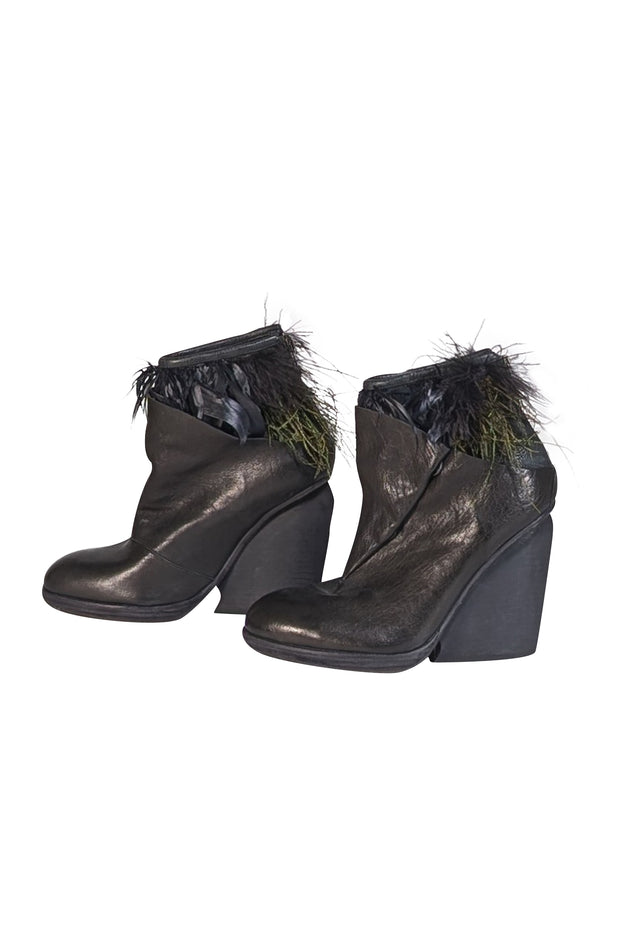 LD Tuttle - Black Leather Wedge Booties w/Feather Trim Sz 6.5 - Current Boutique