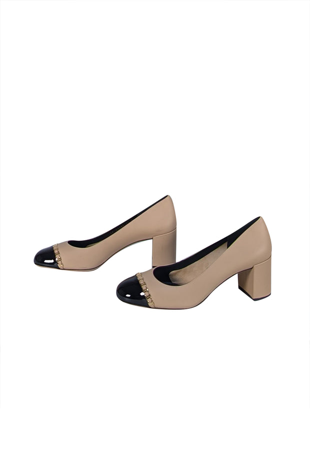 Ferragamo - Beige Leather w/ Black Patent Toe & Chain Trim Basic Pumps Sz 11 - Current Boutique