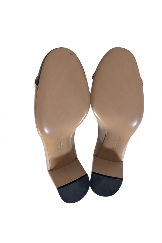 Ferragamo - Beige Leather w/ Black Patent Toe & Chain Trim Basic Pumps Sz 11 - Current Boutique