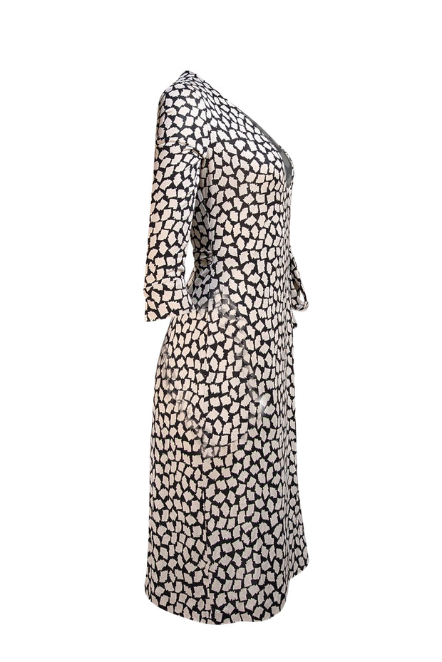 Diane von Furstenberg - Black & Cream Abstract Print Silk Wrap Dress Sz 6