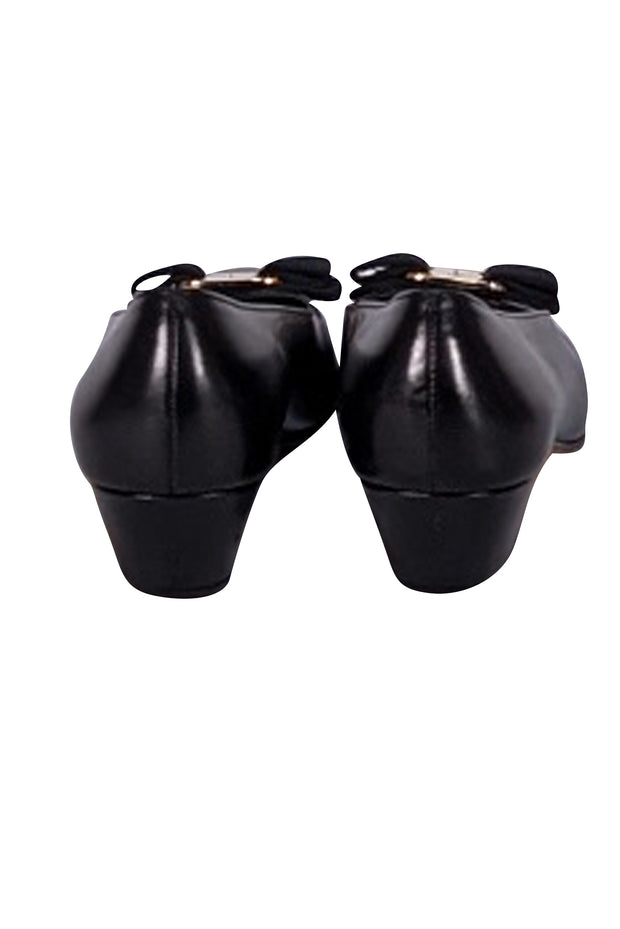 Ferragamo - Black Leather Bow Toe Kitten Pumps Sz 7