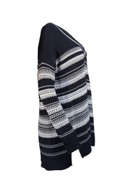 Vince - Black w/ White Embroidered Stitched Detail Sweater Sz M