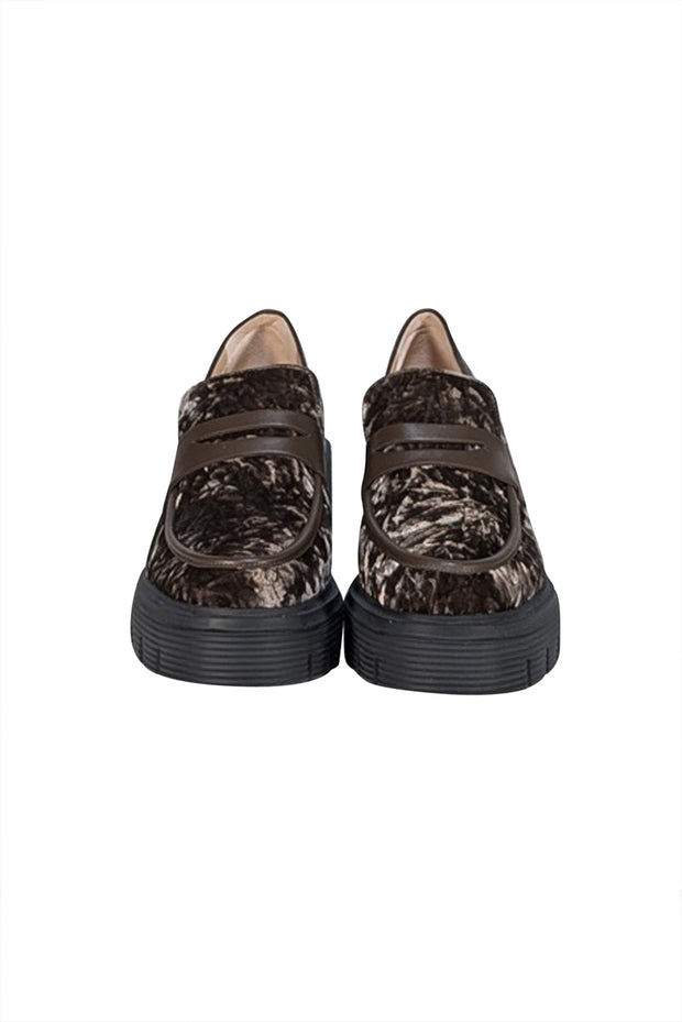 Stuart Weitzman - Truffle Brown Crushed Velvet "Soho" Loafers Sz 9 - Current Boutique