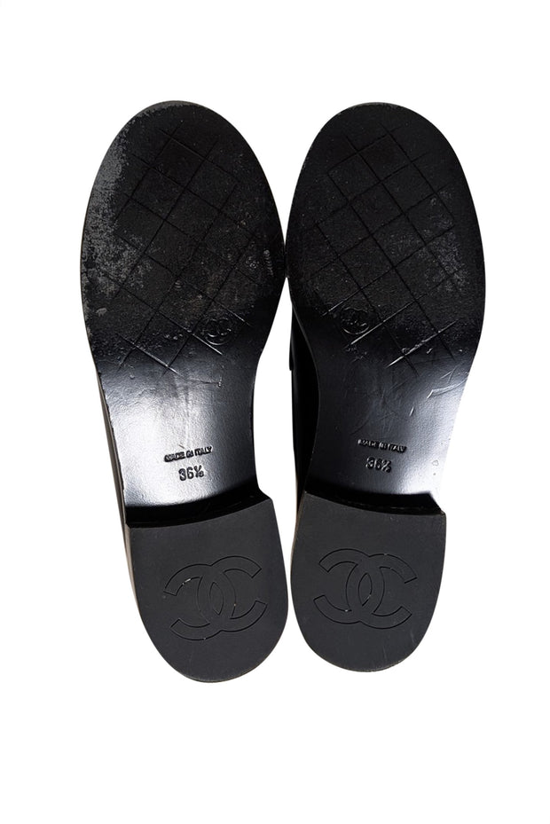 Chanel - Black Leather Floral Textured Logo Front Loafer Sz 6.5 - Current Boutique