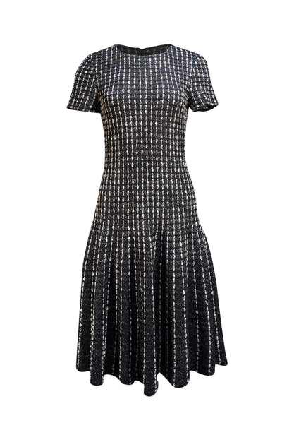 St. John - Black & White Blend Knit Short Sleeve Dress Sz 6 - Current Boutique