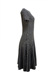 St. John - Black & White Blend Knit Short Sleeve Dress Sz 6 - Current Boutique