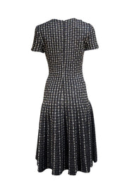 St. John - Black & White Blend Knit Short Sleeve Dress Sz 6 - Current Boutique