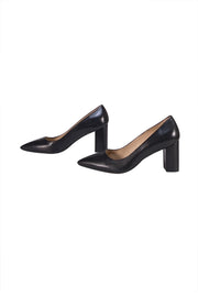 Stuart Weitzman - Black Leather Pointed Toe Pumps Sz 7.5 - Current Boutique