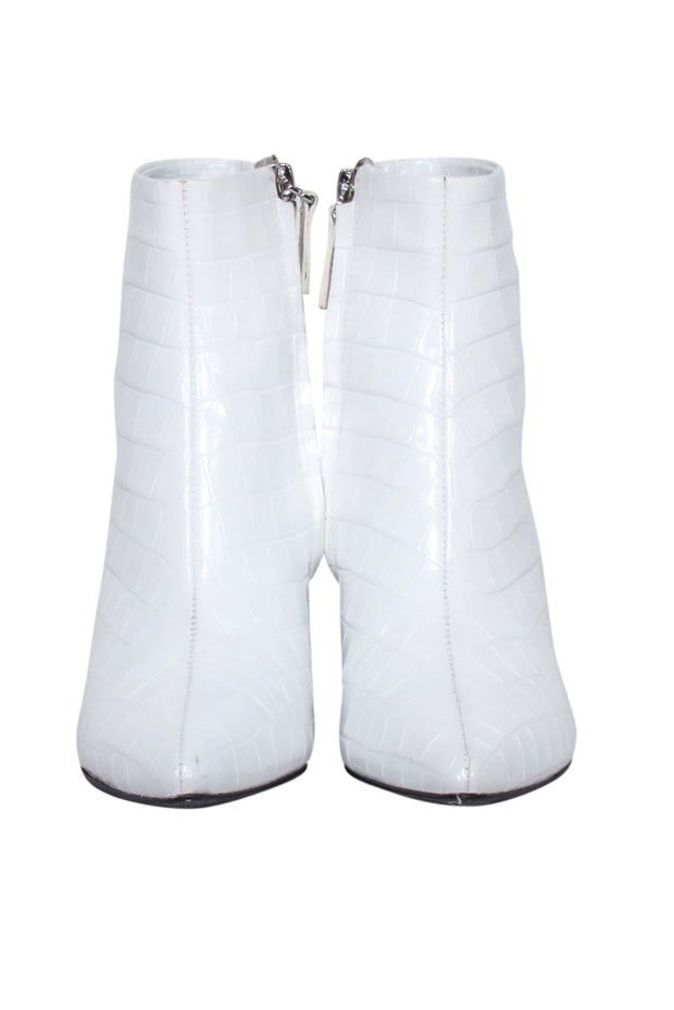 Current Boutique-Alice & Olivia - White Faux Croc Textured Short Boots Sz 5