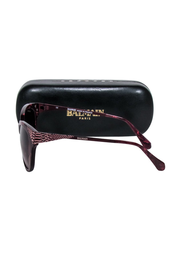 Current Boutique-Balmain - Dark Magenta Tortoise Rounded Sunglasses