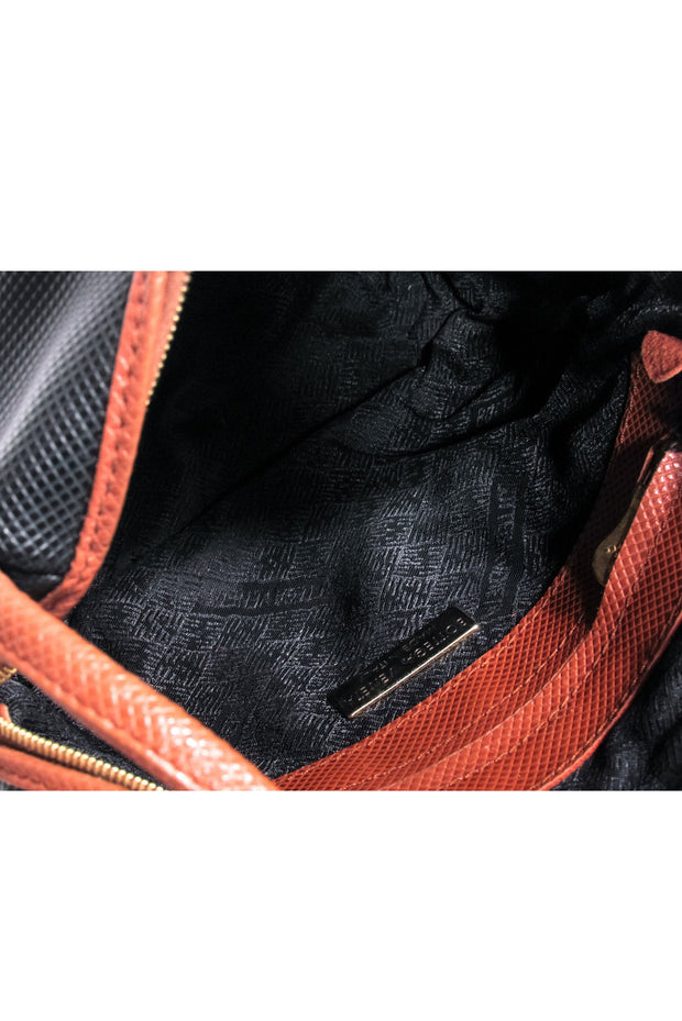Current Boutique-Bottega Veneta - Black Embossed Textured Crossbody Bag