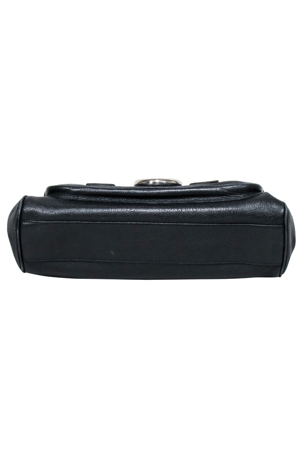 Current Boutique-Burberry - Black Leather Shoulder Bags