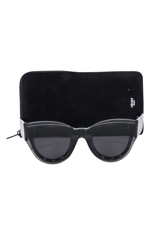 Current Boutique-Celine - Black Rounded Cat-Eye Sunglasses