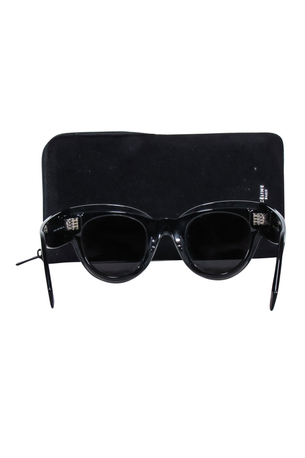 Current Boutique-Celine - Black Rounded Cat-Eye Sunglasses