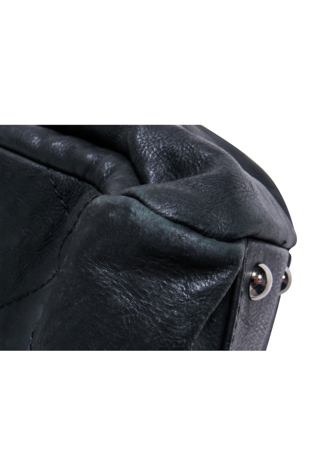 Current Boutique-Chanel - Hamptons Accordion Flap Quilted Calfskin Shoulder Bag