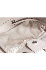 Current Boutique-Chanel - Cream Medium Deauville Tote