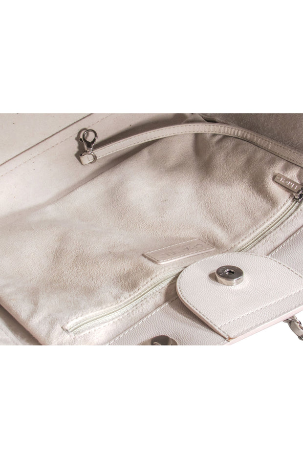 Current Boutique-Chanel - Cream Medium Deauville Tote