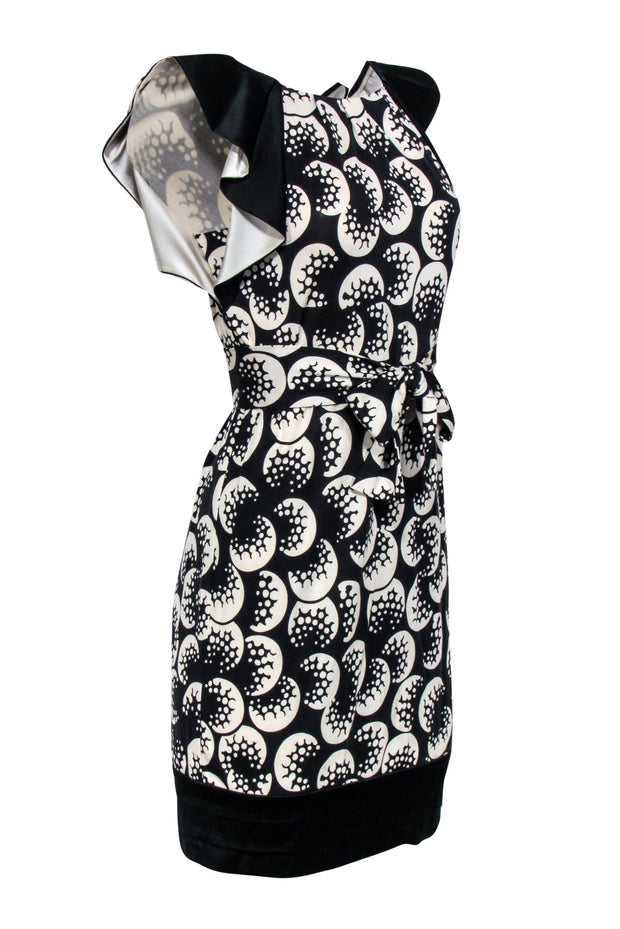 Current Boutique-Diane von Furstenberg - Black & White Printed Shift Dress w/ Flutter Sleeves Sz 2