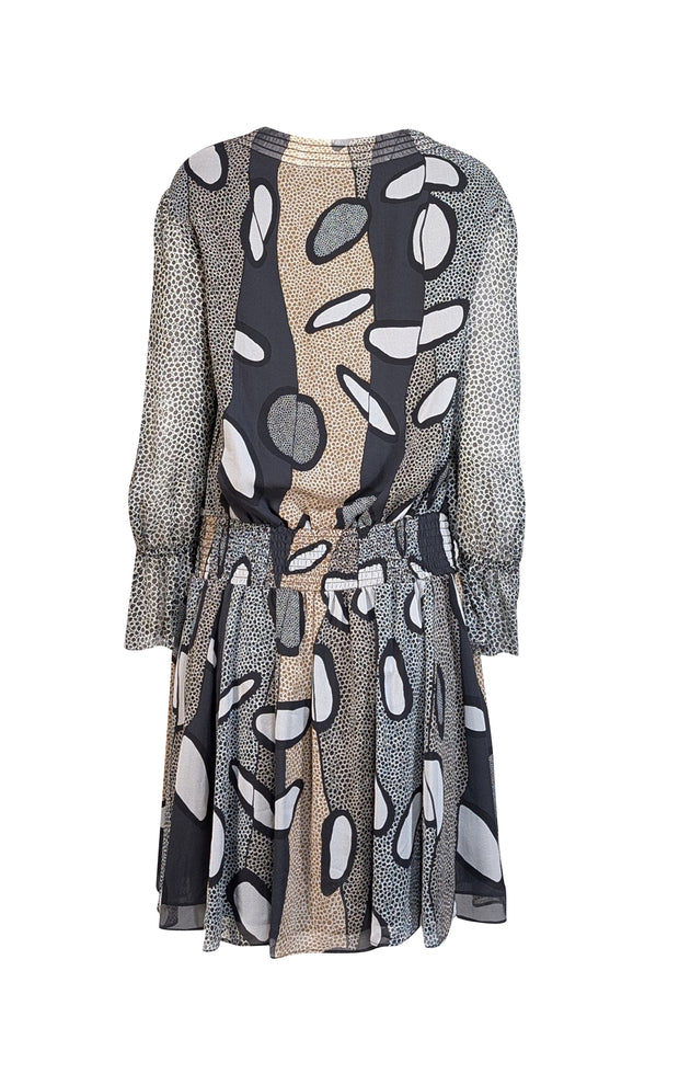 Diane von Furstenberg - Black, White, & Tan Print Silk Blouson Dress Sz 6 - Current Boutique