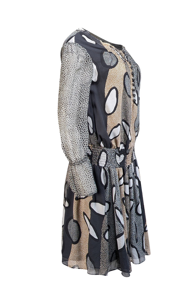 Diane von Furstenberg - Black, White, & Tan Print Silk Blouson Dress Sz 6 - Current Boutique