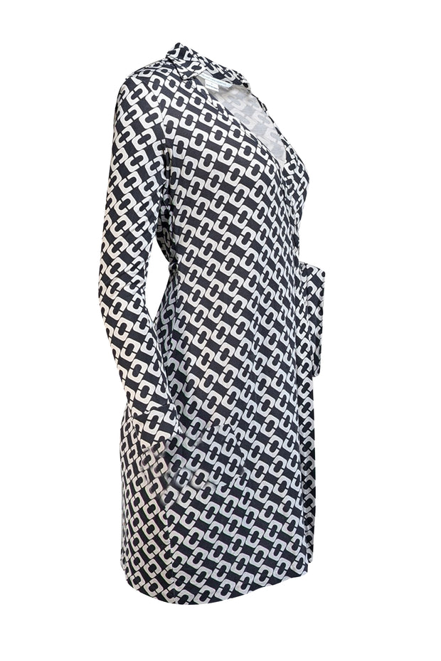 Diane von Furstenberg - Black & White Chain Link Print Silk Wrap Dress Sz 4 - Current Boutique