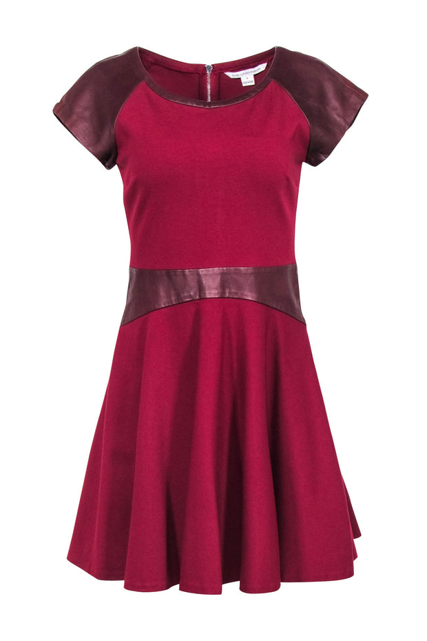 Current Boutique-Diane von Furstenberg - Red & Maroon Leather Trim Dress Sz 6