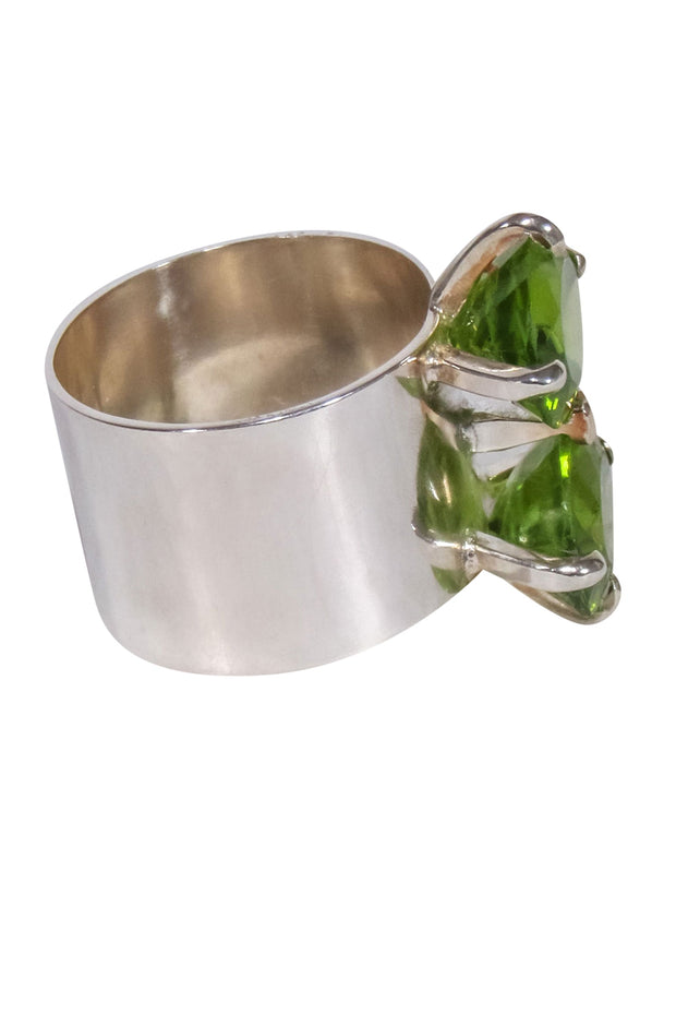 Current Boutique-Dorian Webb - Silver Thick Brand w/ Green Stones Ring Sz 6