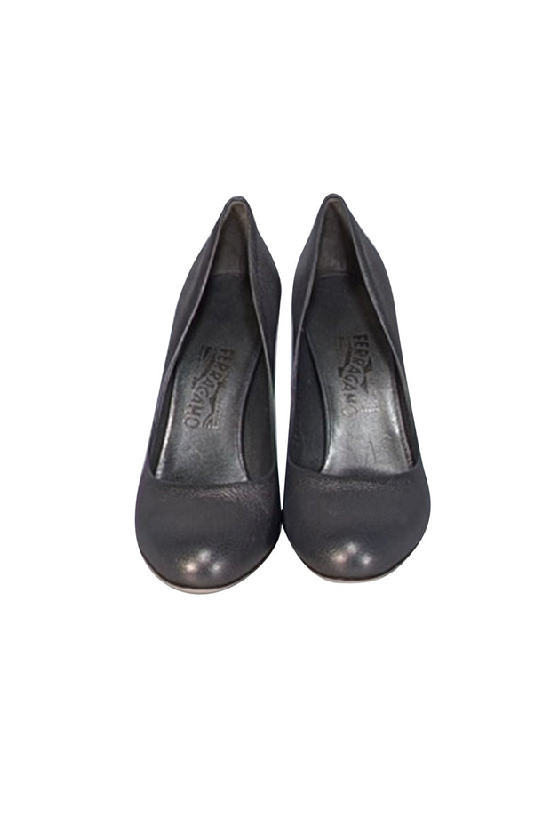 Current Boutique-Ferragamo - Pewter Leather Rounded Toe Pumps Sz 8.5