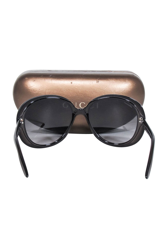 Current Boutique-Gucci - Black Large Rounded Sunglasses