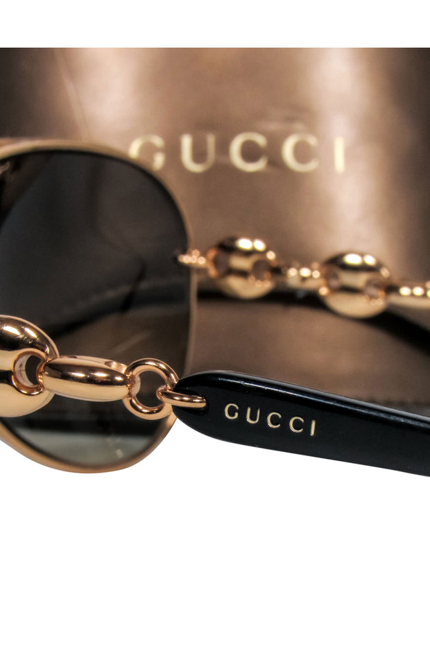 Current Boutique-Gucci - Brown Lens Gold Aviator Frame Sunglasses w/ Chain Link Leg Detail