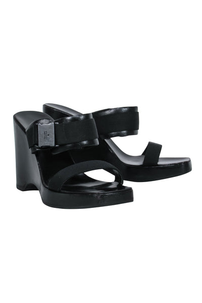 Current Boutique-Gucci - Vintage Black Leather Platform Wedges w/ Black Metal Buckle Sz 6.5