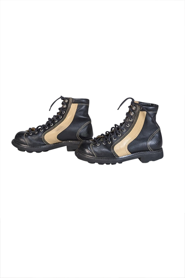 Current Boutique-John Fluevog - Black Leather Lace Up Short Boots Sz 9