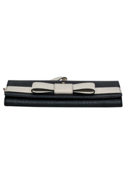 Current Boutique-Kate Spade - Black w/ Cream Bow Wristlet