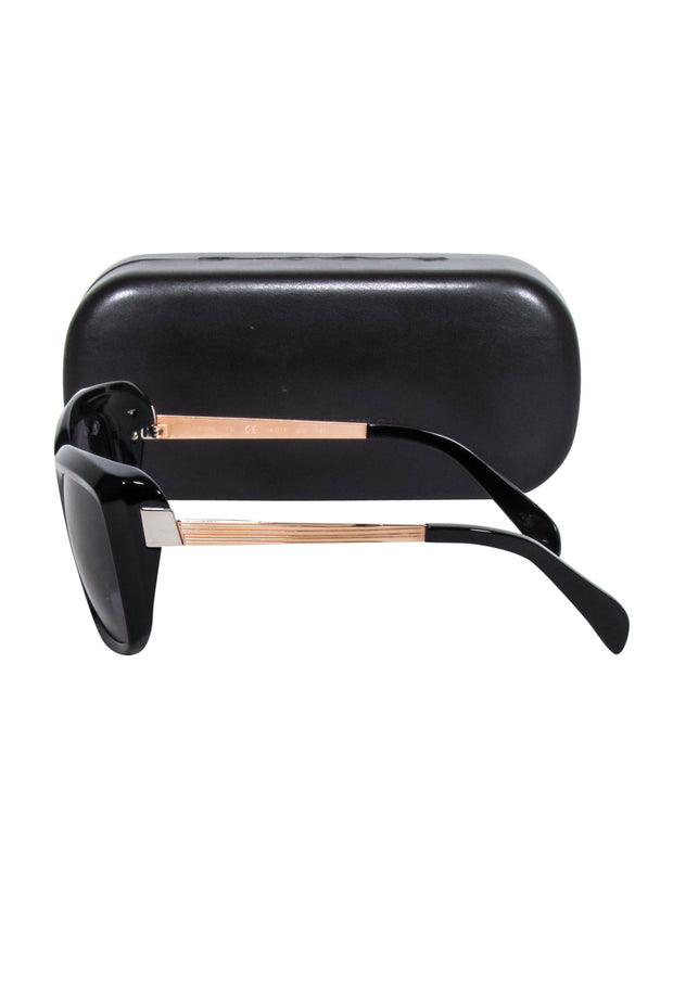 Current Boutique-Louis Vuitton - Black Square Oversized Sunglasses