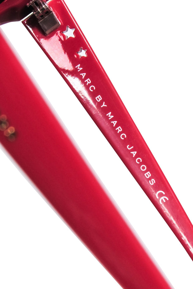 Current Boutique-Marc by Marc Jacobs - Dark Pink Rounded Star Cut Out Sunglasses