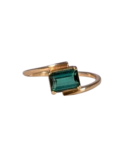 No Label - 18K 750 Gold Ring w/ Emerald Green Rectangular Stone Sz 9 - Current Boutique