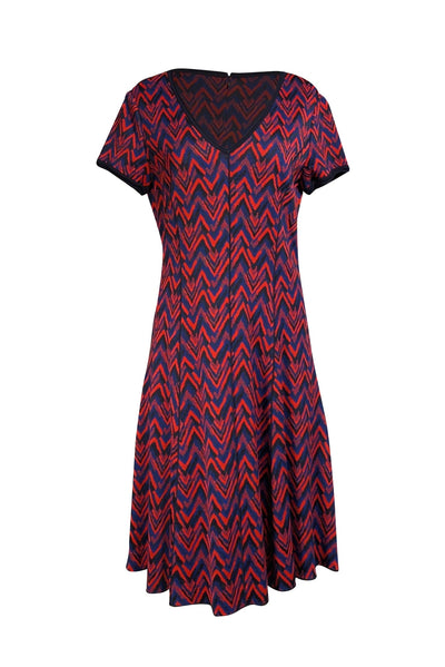 St. John - Navy, Red, & Blue Patterned Knit Short Sleeve Dress Sz 10 - Current Boutique
