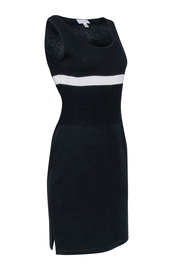 Current Boutique-St. John - Black Knit Sheath Dress w/ White Stripe Sz S