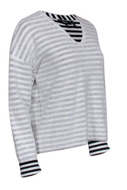 Current Boutique-Theory - White & Black Reverse Stripe V-Neckline Sweater Sz M