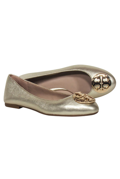 Current Boutique-Tory Burch - Gold Leather Logo Toe Flats Sz 6.5