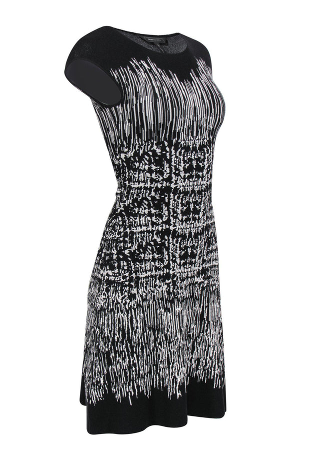 Current Boutique-BCBG Max Azria - Black & White Striped Knit Dress Sz XXS