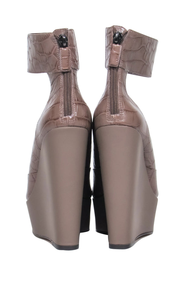 Current Boutique-BCBG Max Azria - Taupe Reptile Print Wedges w/ Ankle Strap Sz 6