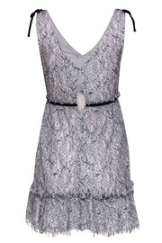 Current Boutique-Cupcakes & Cashmere - White & Black Floral Lace Fit & Flare Dress Sz 4