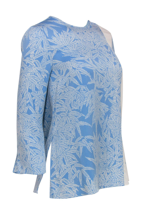 Current Boutique-Diane von Furstenberg - White & Blue Blouse w/ Abstract Pattern Sz 2