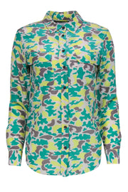 Current Boutique-Equipment - Green, Grey & Yellow Camouflage Print Silk Blouse Sz XS